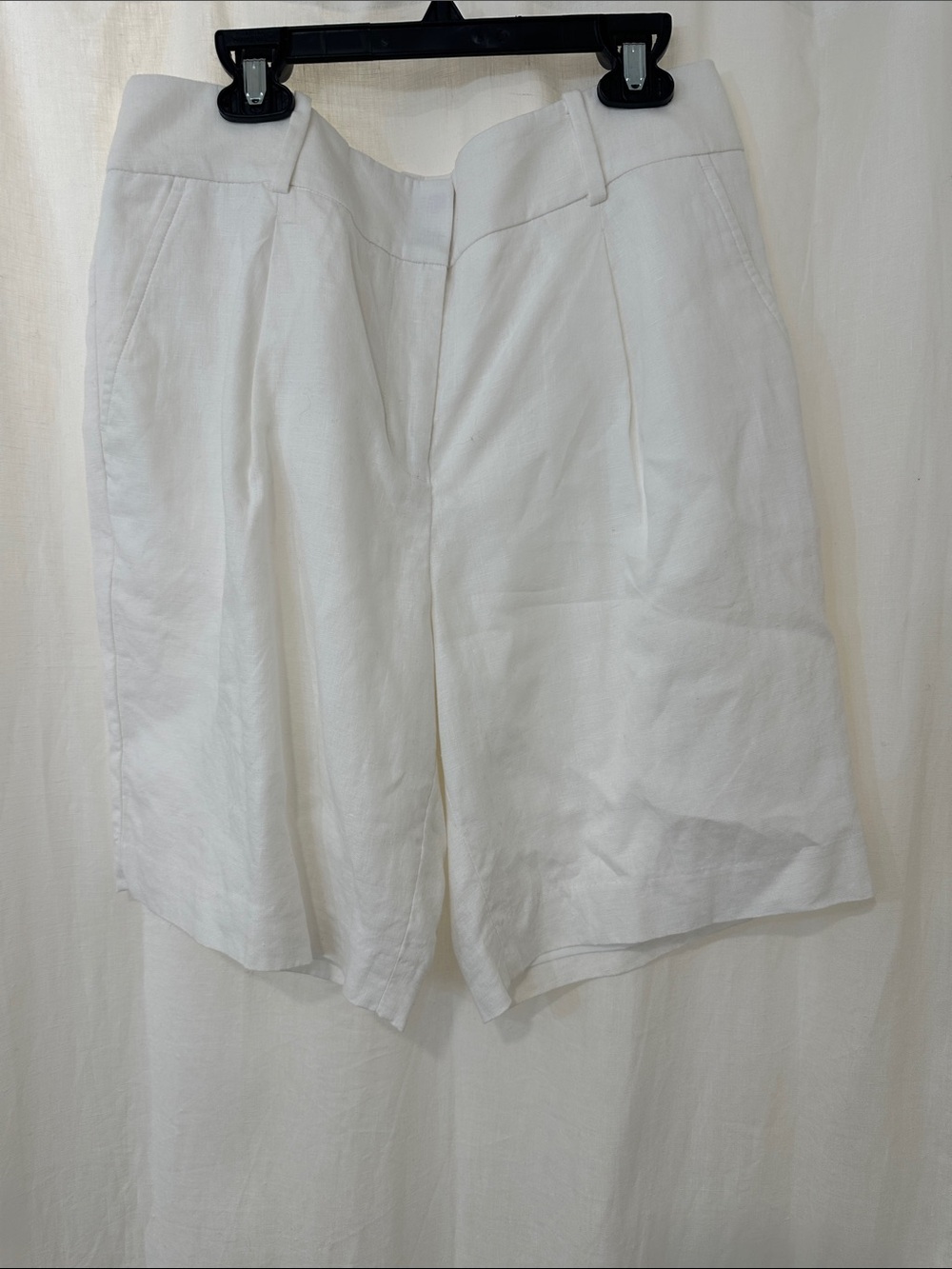 Talbots White Linen Pleated Bermuda Shorts
